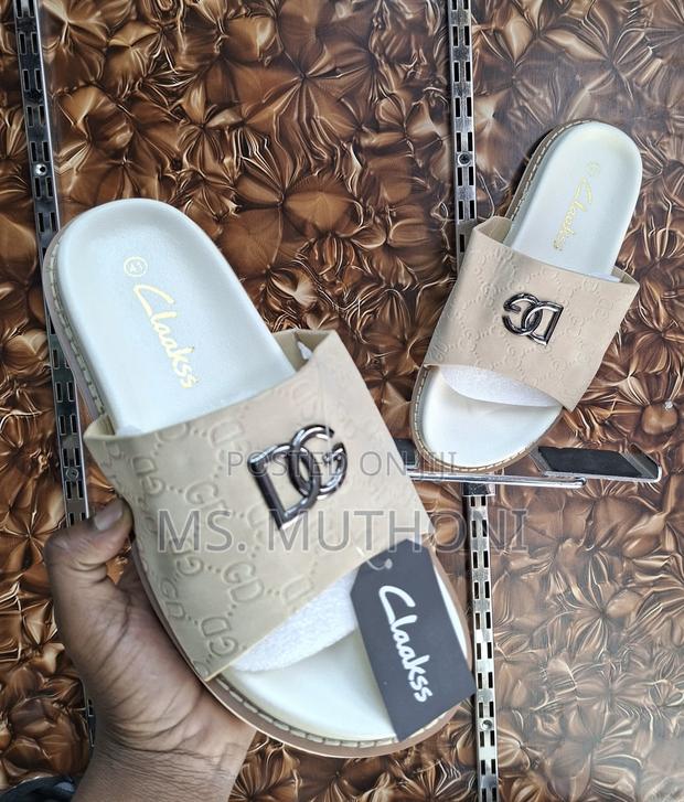 Dolce Gabbanna X Clark’S Slides Size 40-45 - thumbnail 3