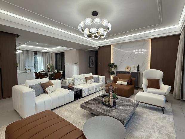 5bdrm Apartment in Kilimani, Hurlingham for sale