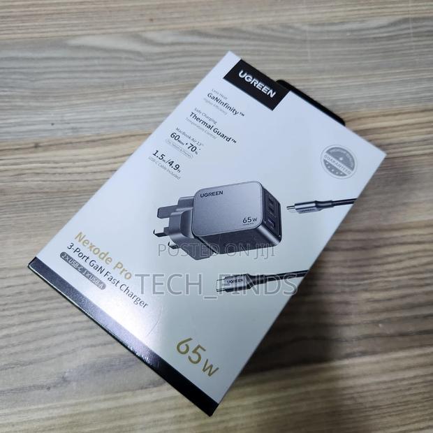 Ugreen Nexode Pro 65w 3-Port Gan Fast Charger Uk Grey+1.5m 100w Cable