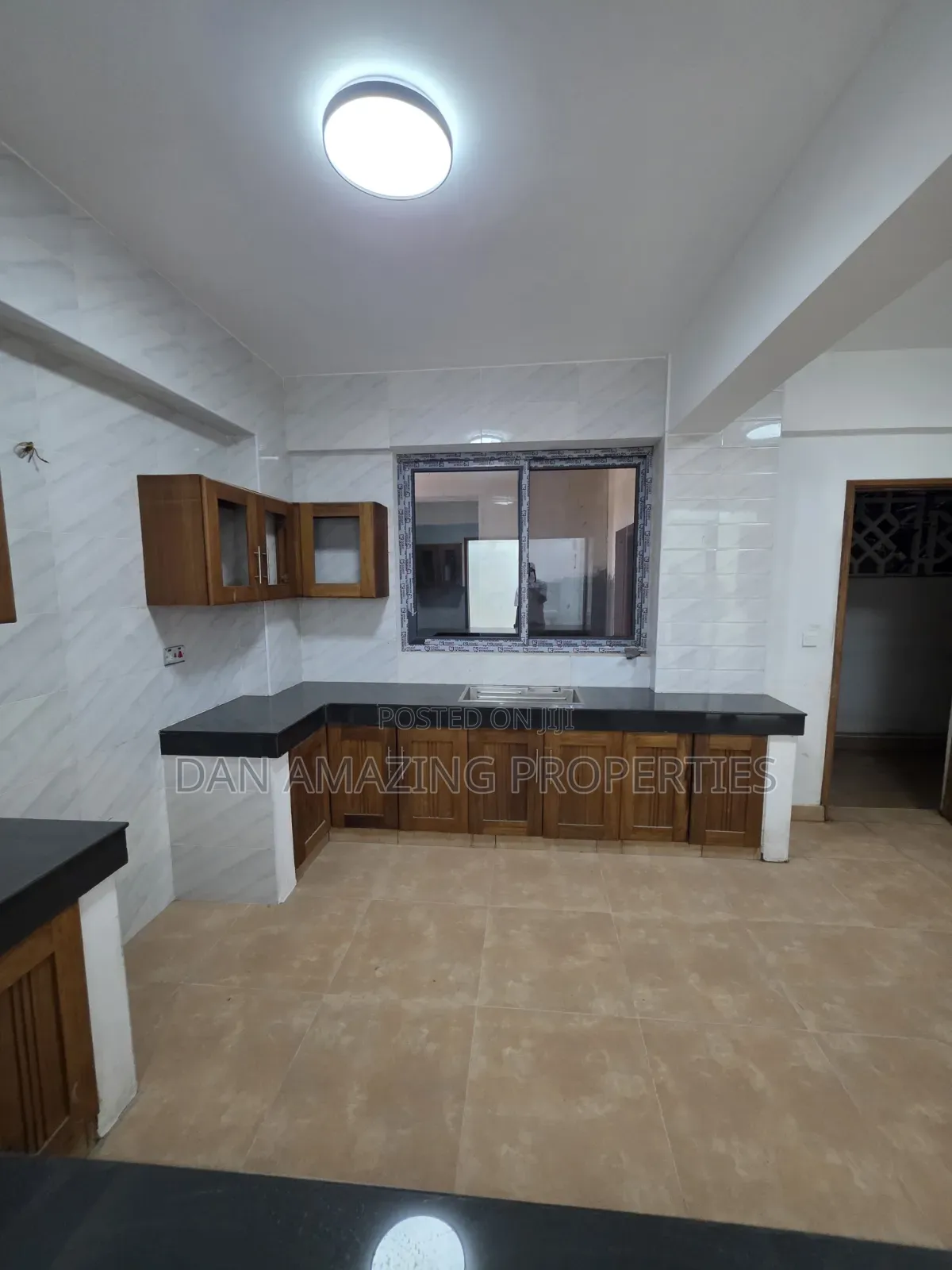 3bdrm Apartment in Nyali Plus Dsq for sale