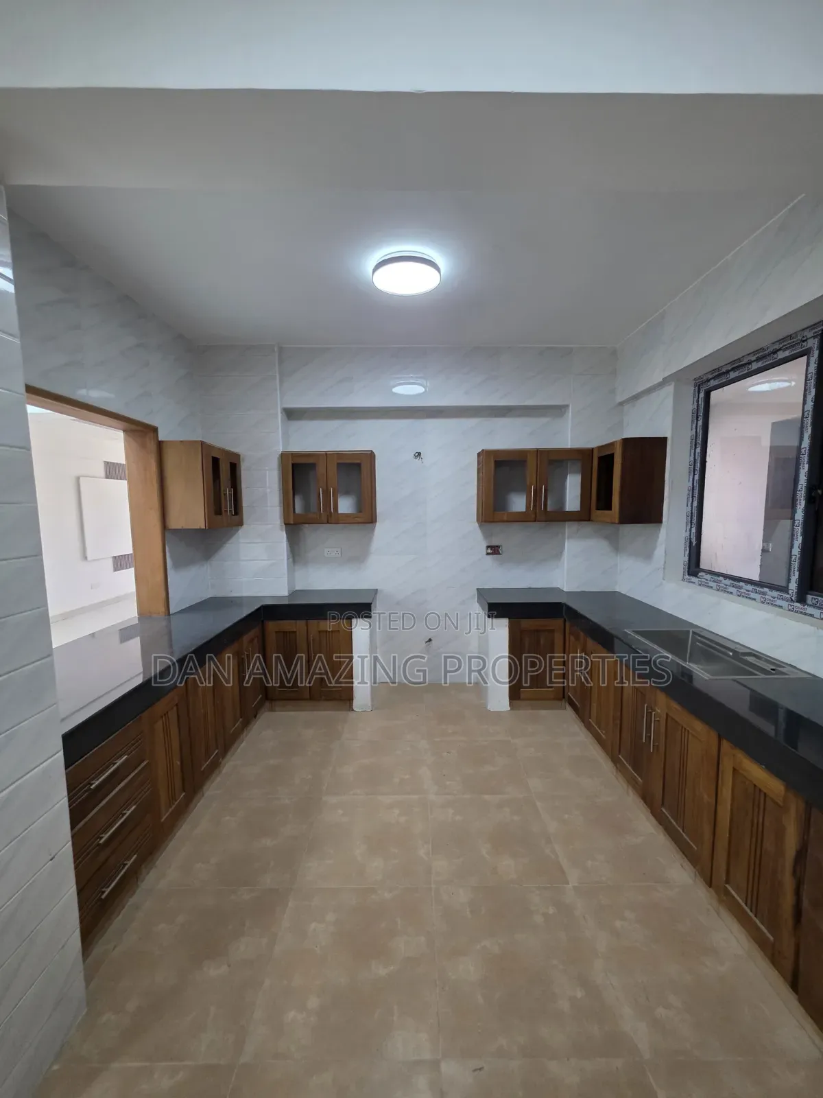 3bdrm Apartment in Nyali Plus Dsq for sale