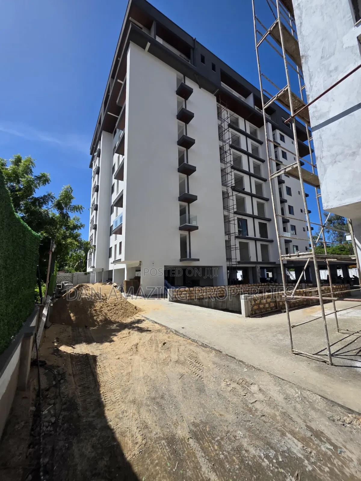 3bdrm Apartment in Nyali Plus Dsq for sale