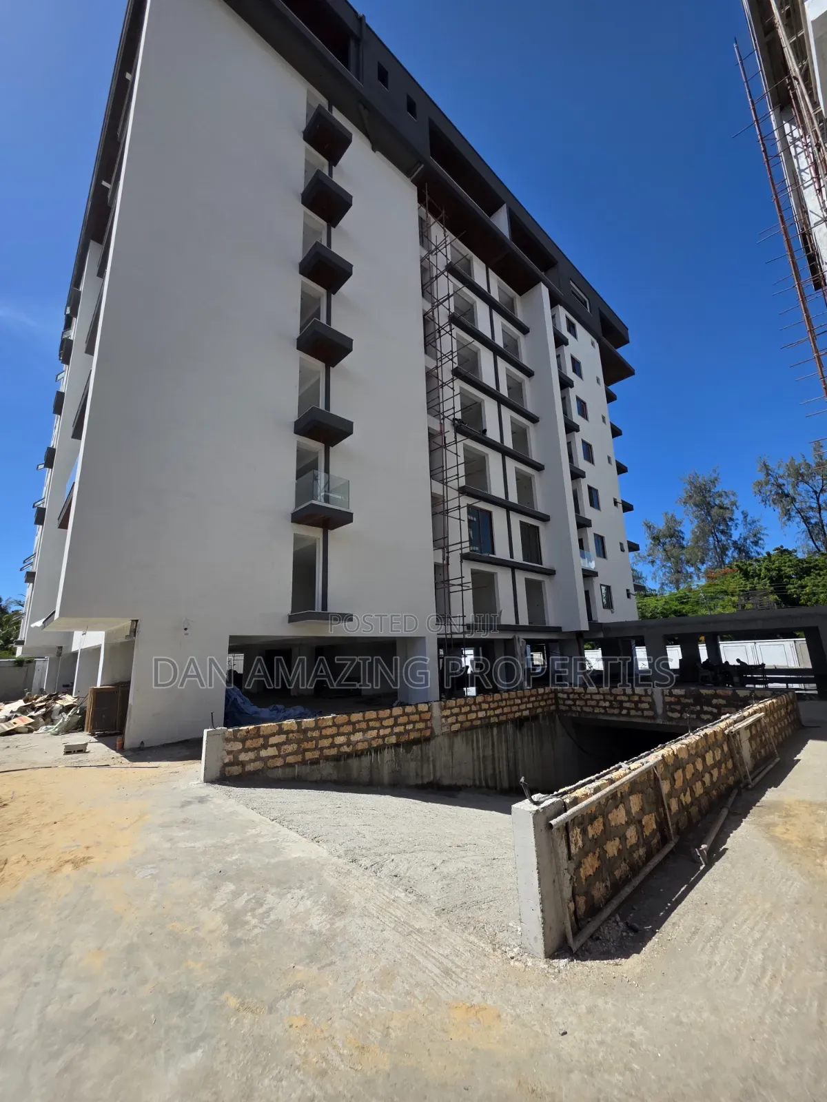 3bdrm Apartment in Nyali Plus Dsq for sale