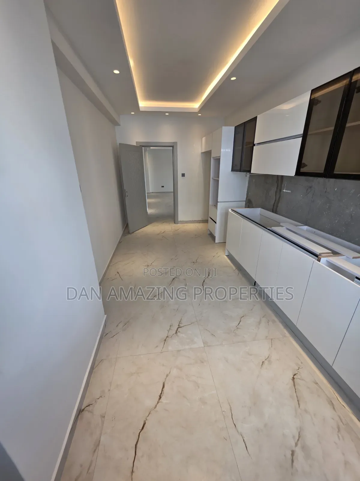 3bdrm Apartment in Nyali Plus Dsq for sale