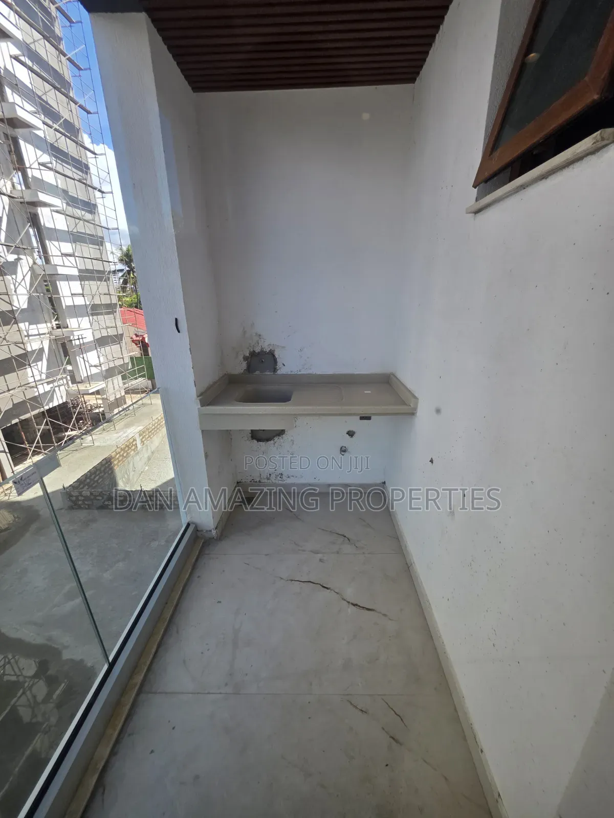 3bdrm Apartment in Nyali Plus Dsq for sale