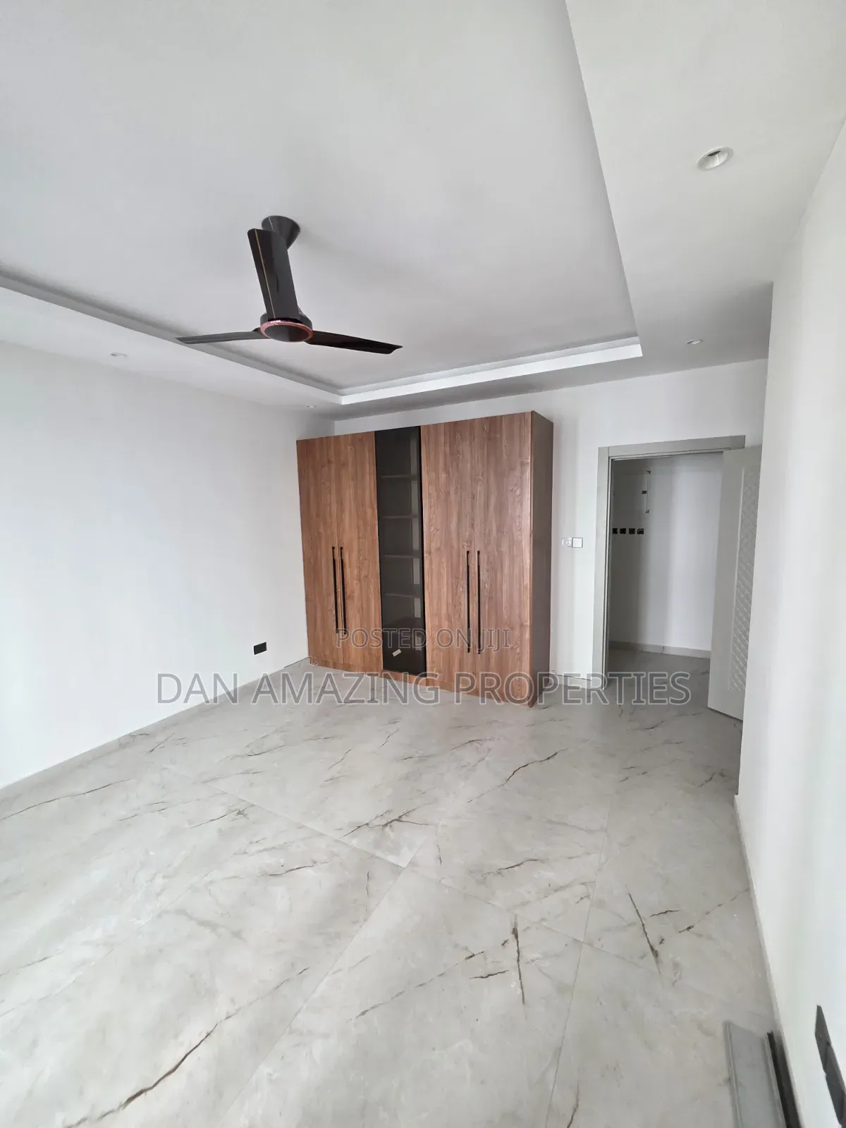 3bdrm Apartment in Nyali Plus Dsq for sale