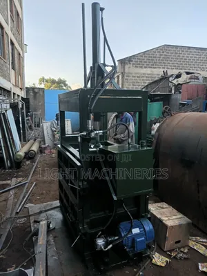 Plastic Baling Machine