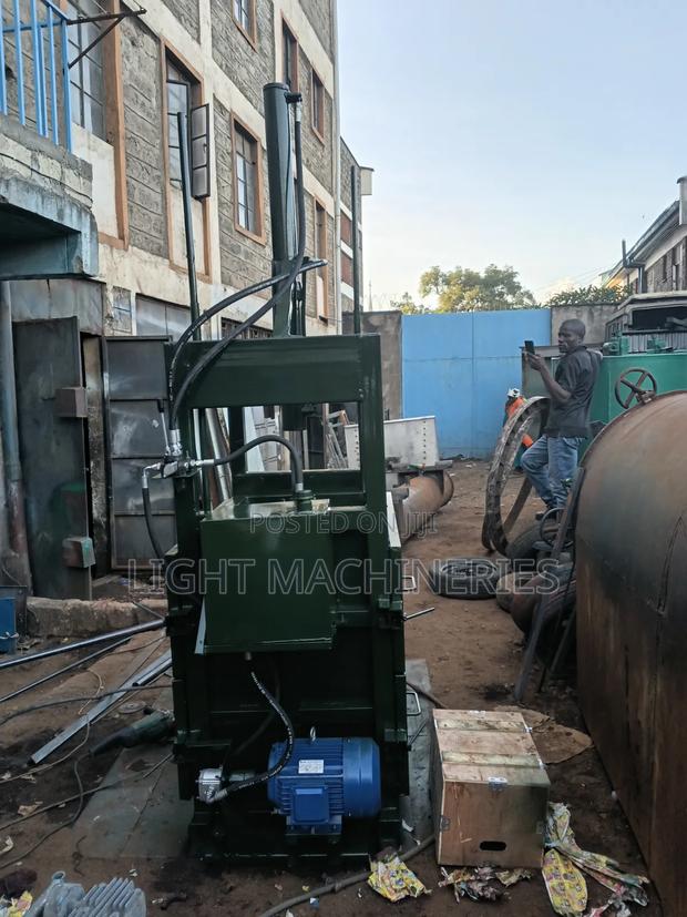 Plastic Baling Machine - thumbnail 2