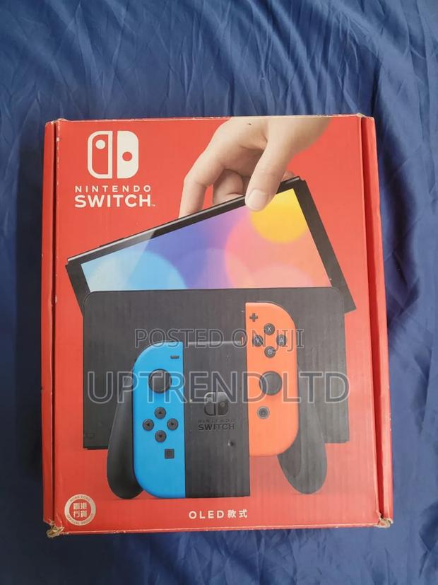 Chipped Black Nintendo Switch Oled , 256gb Ex Uk