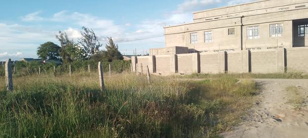 Prime 1 Acre Land Kamulu - thumbnail 3