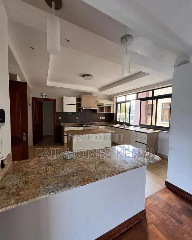 4bdrm Duplex in Riverside Drive for rent - thumbnail 11