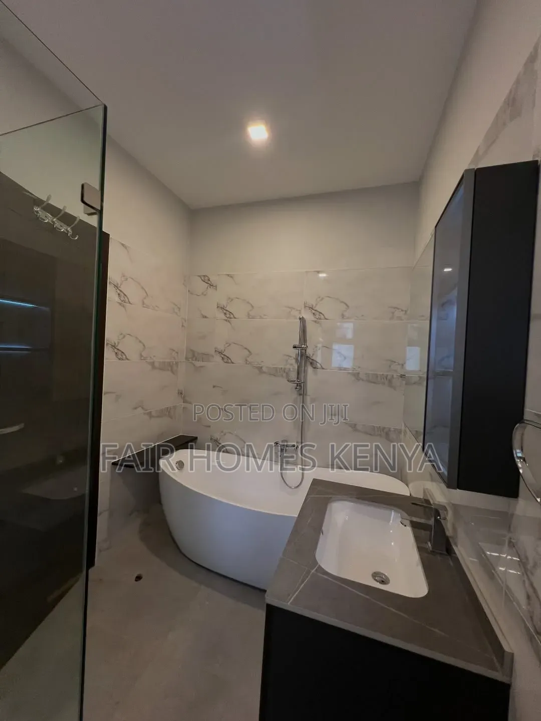3bdrm Apartment in Riverside Drive for rent