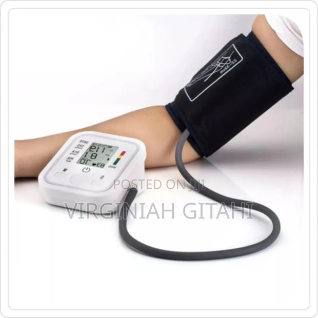 Arm Digital Blood Pressure Machine - main view