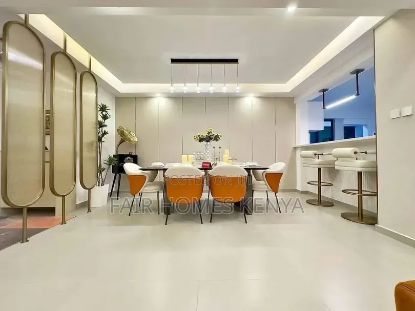 5bdrm Apartment in Othaya Road, Valley Arcade for sale