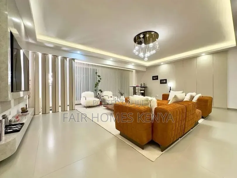 5bdrm Apartment in Othaya Road, Valley Arcade for sale