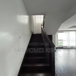 4bdrm Duplex in Gitanga Road, Valley Arcade for rent