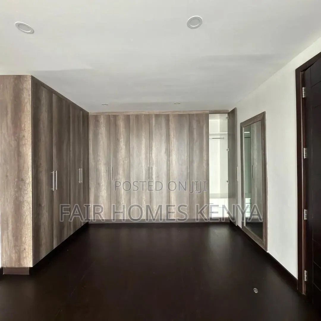 4bdrm Duplex in Gitanga Road, Valley Arcade for rent