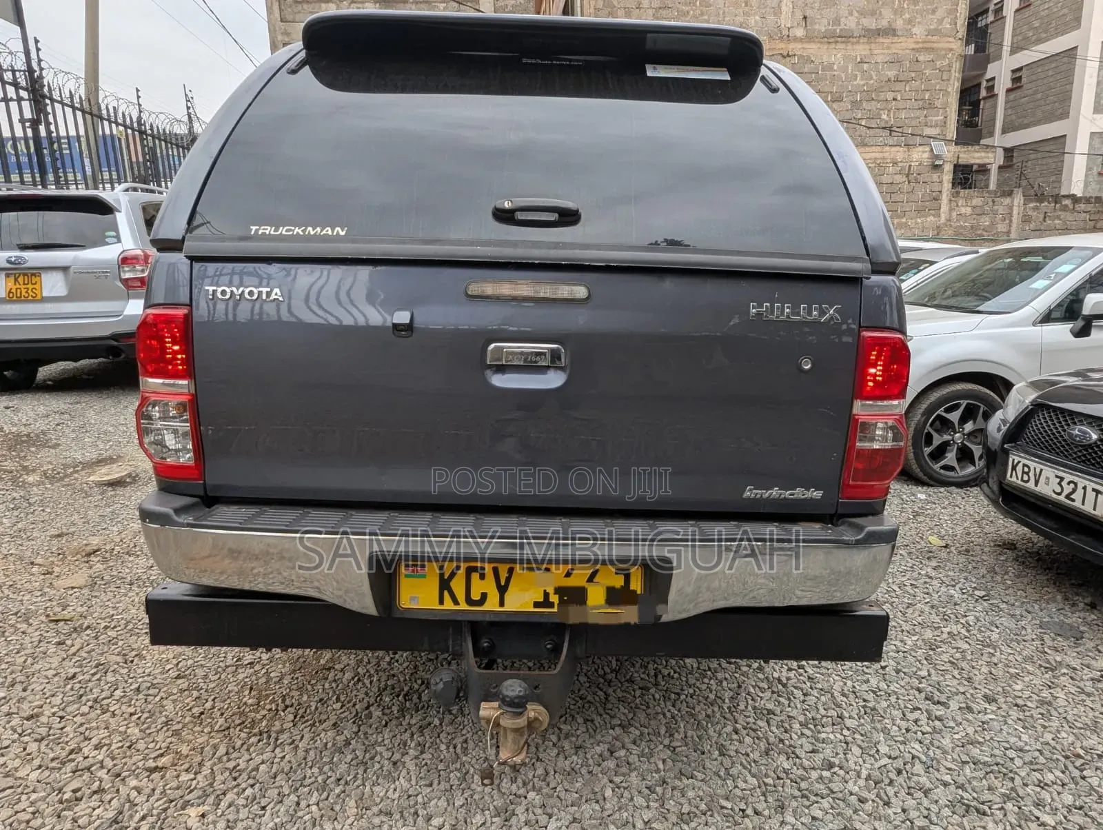 Toyota Hilux 2013 Gray