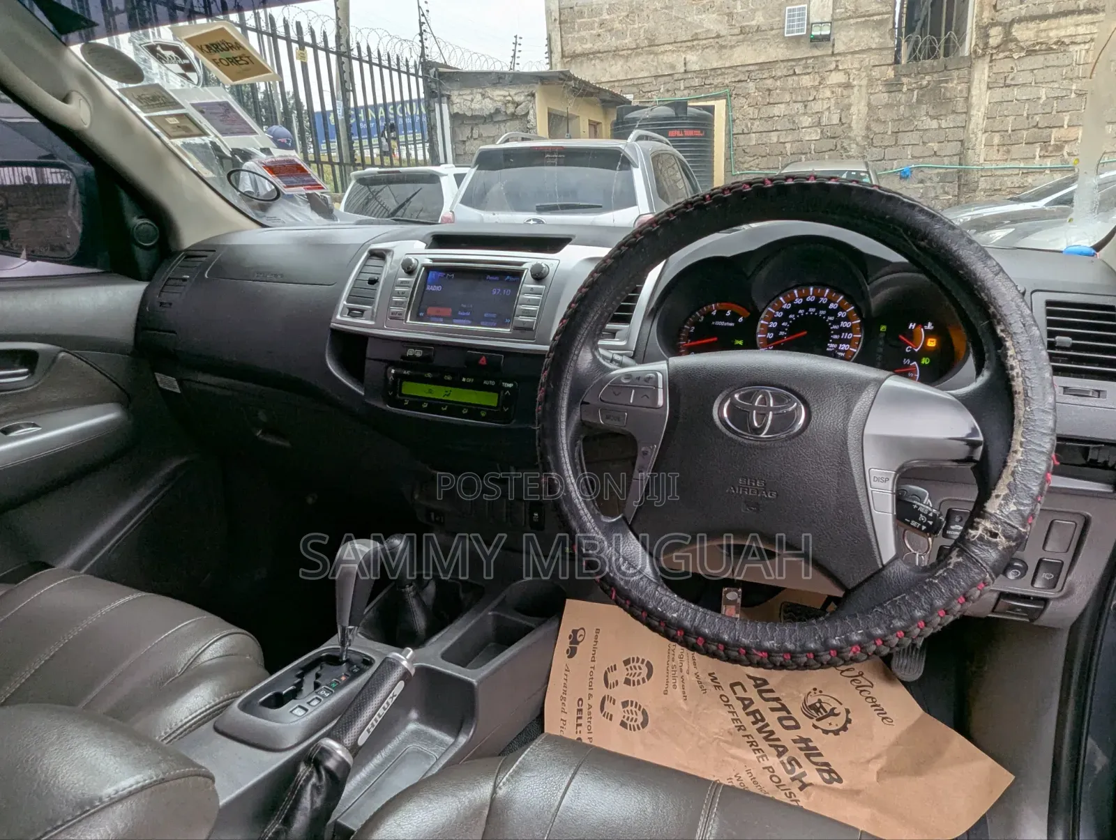 Toyota Hilux 2013 Gray