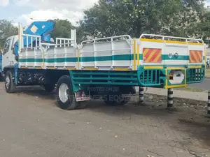Crane Truck for Hire