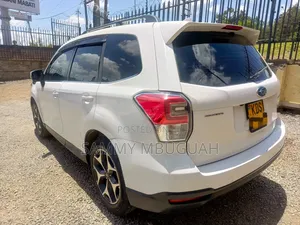 Subaru Forester 2016 Pearl