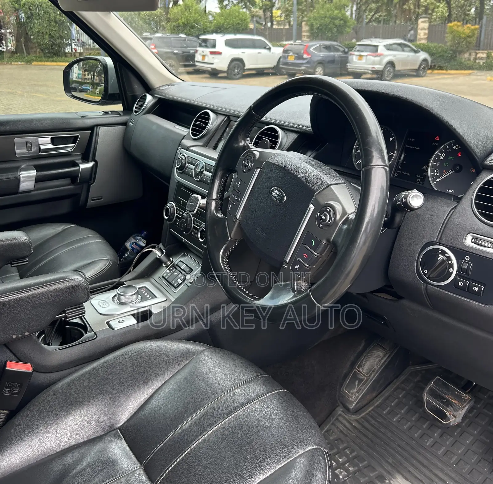 Land Rover Lr4 2015 Silver