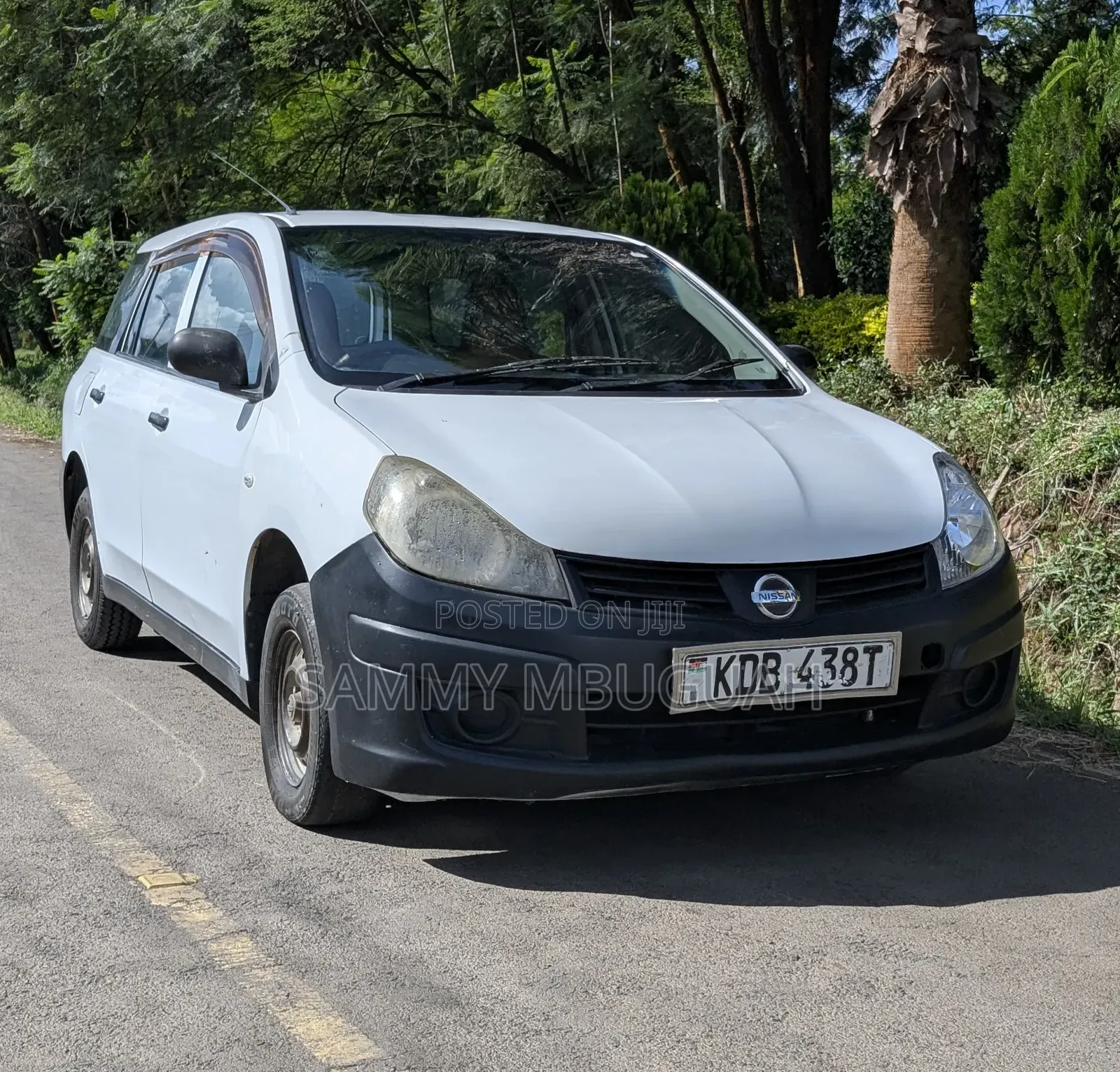 Nissan Advan 2014 White
