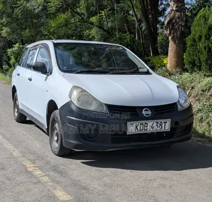 Nissan Advan 2014 White