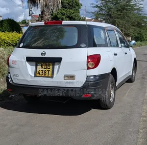 Nissan Advan 2014 White
