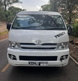 Toyota HiAce 2011 White