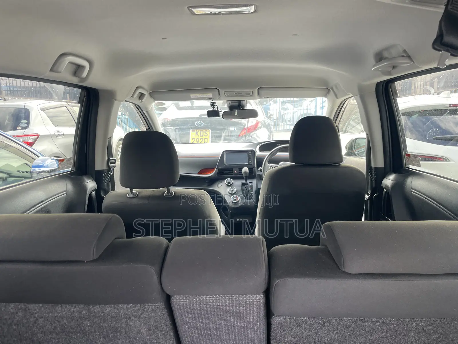 Toyota Sienta 1.5 FWD 2020 Black