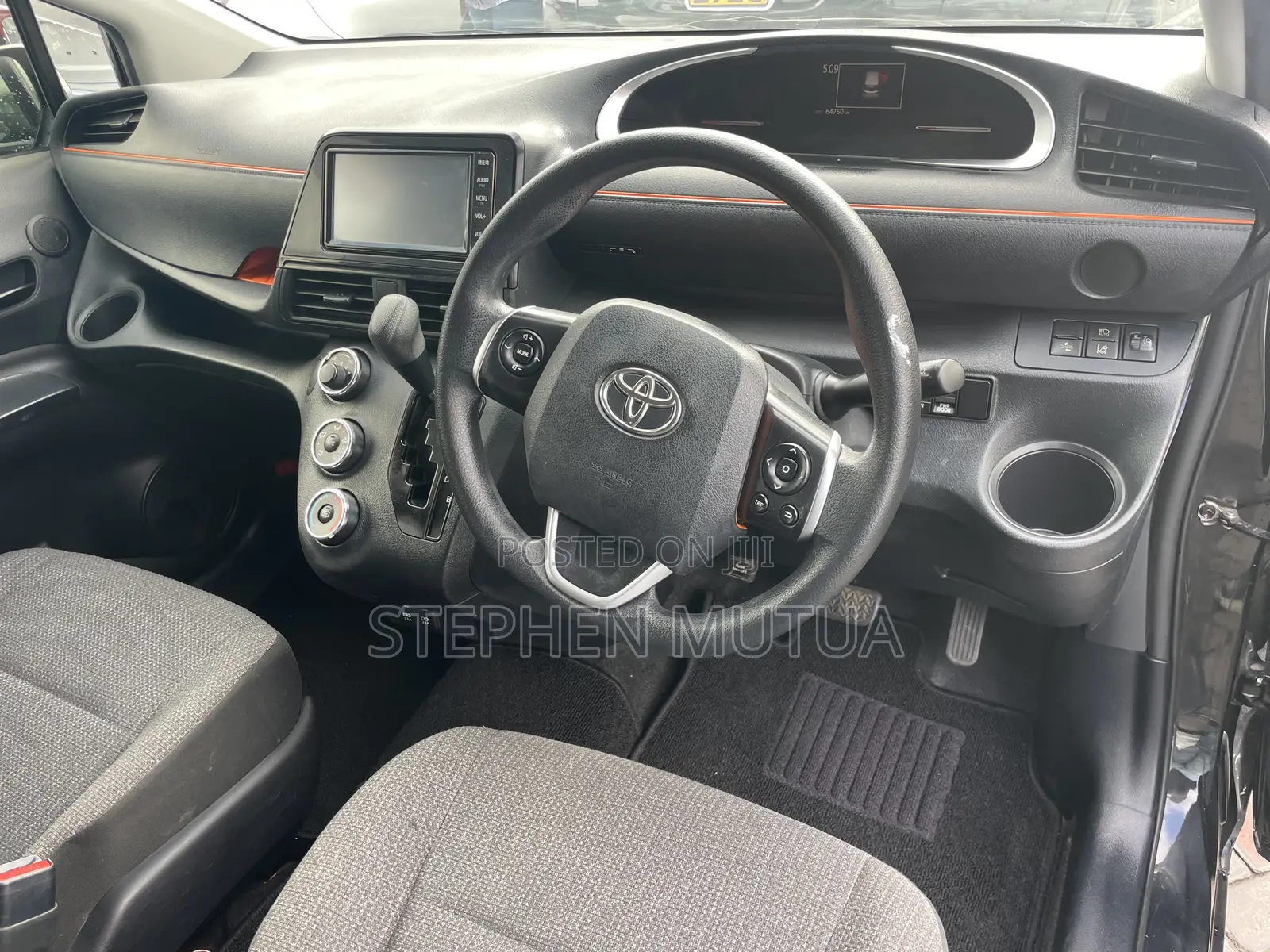 Toyota Sienta 1.5 FWD 2020 Black
