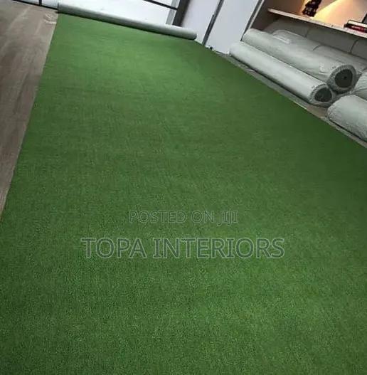 Short Pile Artificial Decorative Grass Carpets Installation - main view