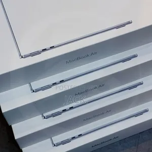 New Laptop Apple MacBook Air 2025 M4 13-inch 16GB Apple M4 SSD 256GB