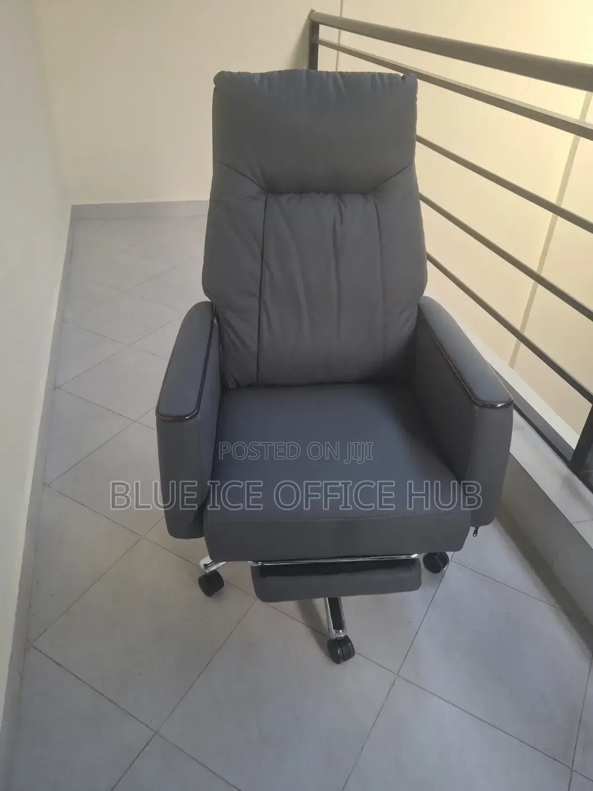 Compact Executive Office Chair