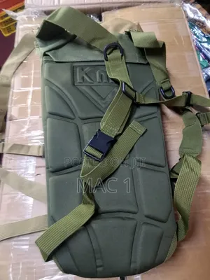 Small Hydration Bag With 3litre Water Bladder