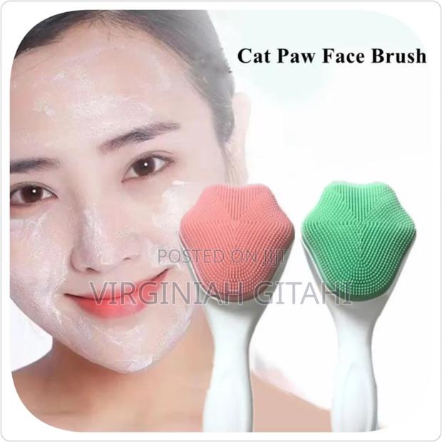 Cat Paw Shape Beauty Cleanser Silicone Face Cleaning Brush - main view