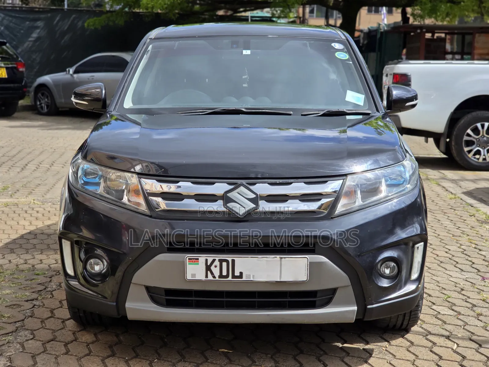 Suzuki Escudo 2016 Black