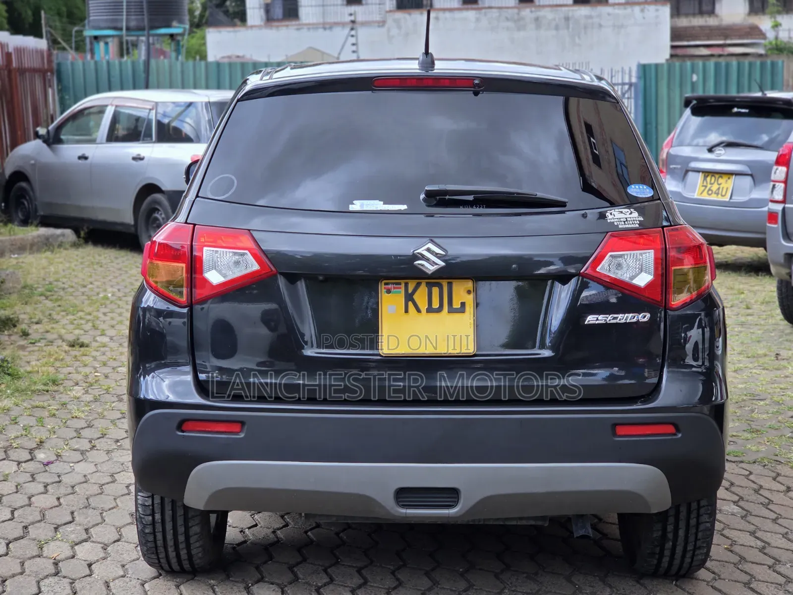 Suzuki Escudo 2016 Black