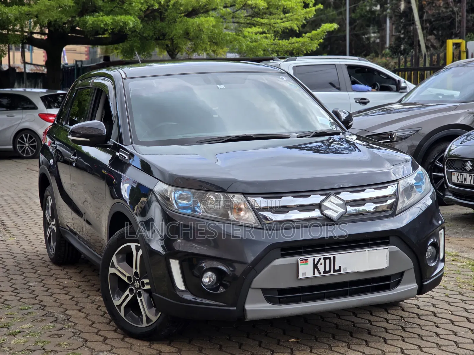 Suzuki Escudo 2016 Black