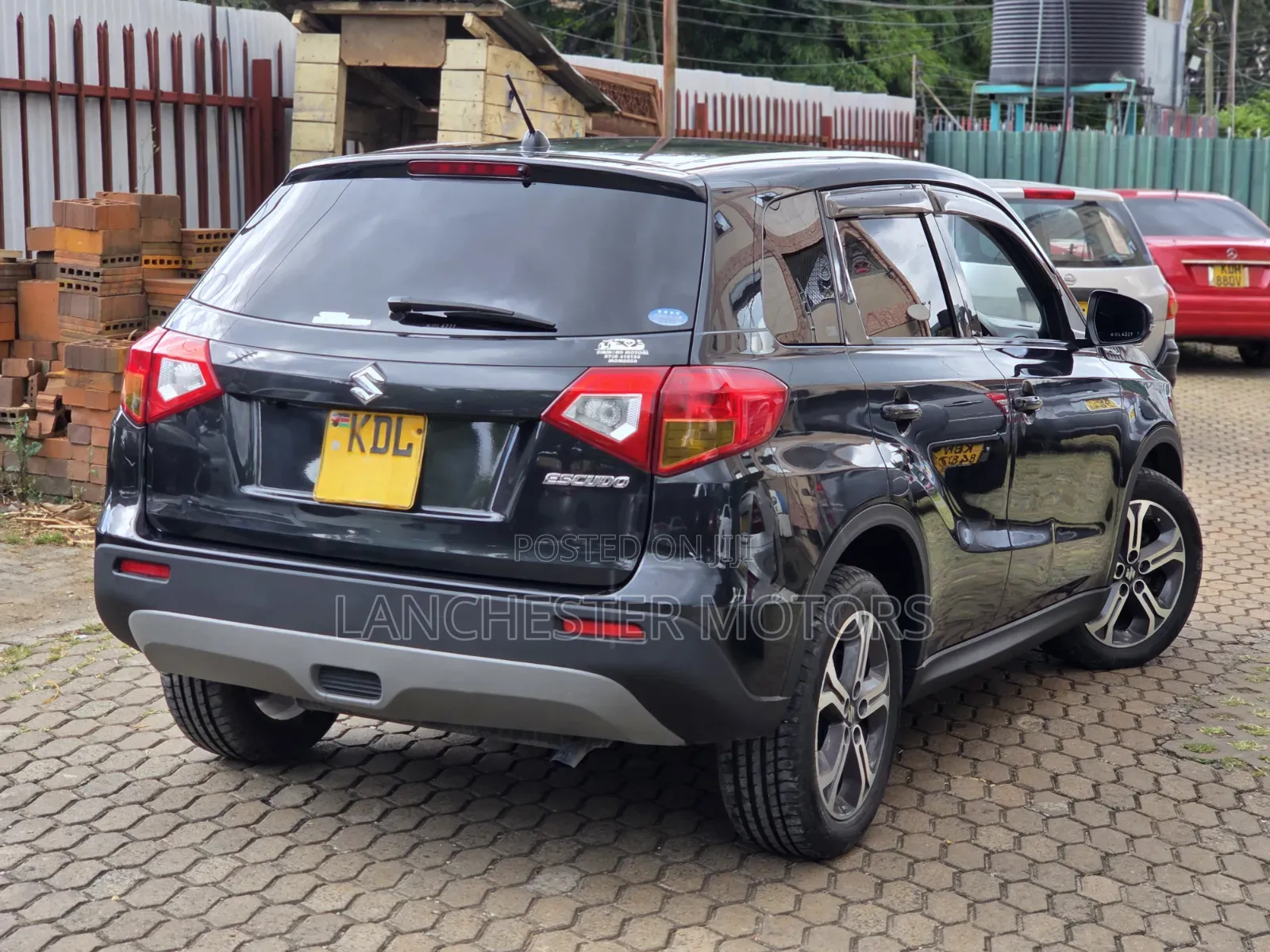 Suzuki Escudo 2016 Black
