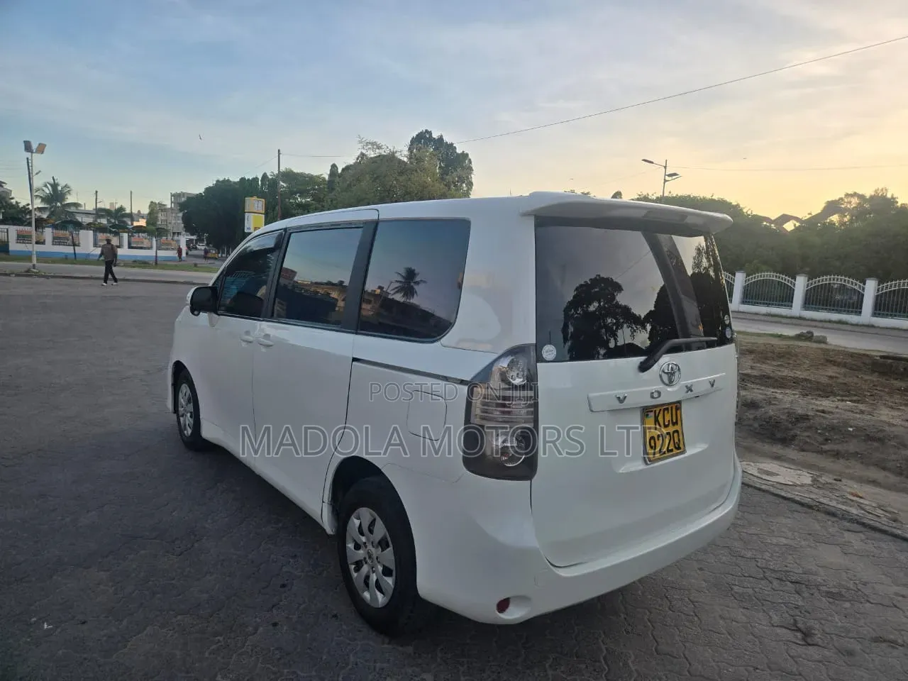 Toyota Voxy 2012 White