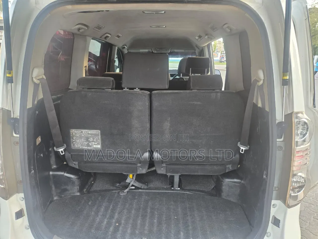 Toyota Voxy 2012 White