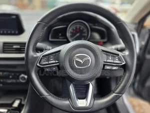 Mazda Axela 2019 Silver
