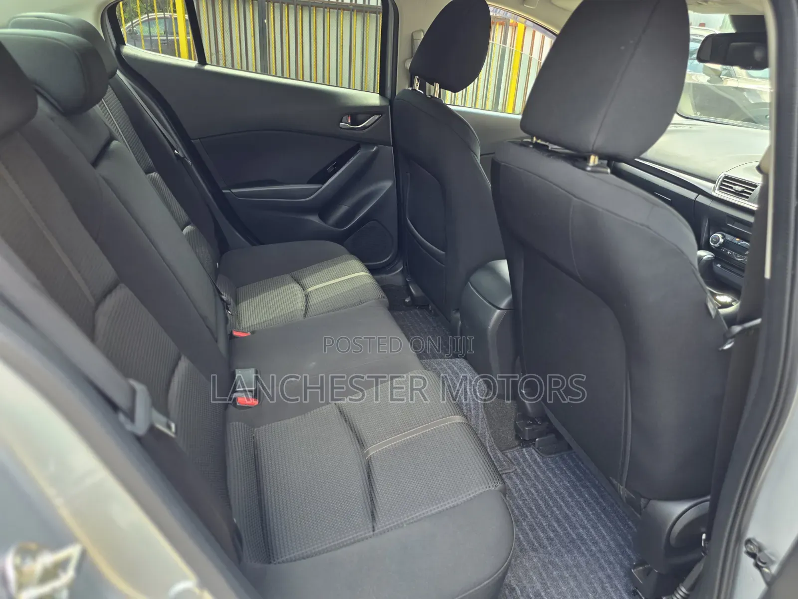 Mazda Axela 2019 Silver