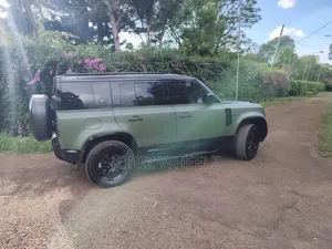 Land Rover Defender X-Dynamic SE 2023 Green
