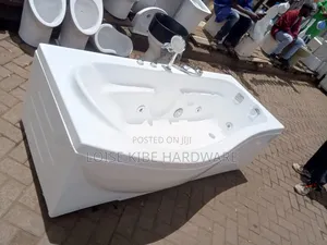 Jacuzzi Bath Available