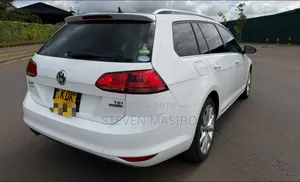 Volkswagen Golf Variant 2016 White