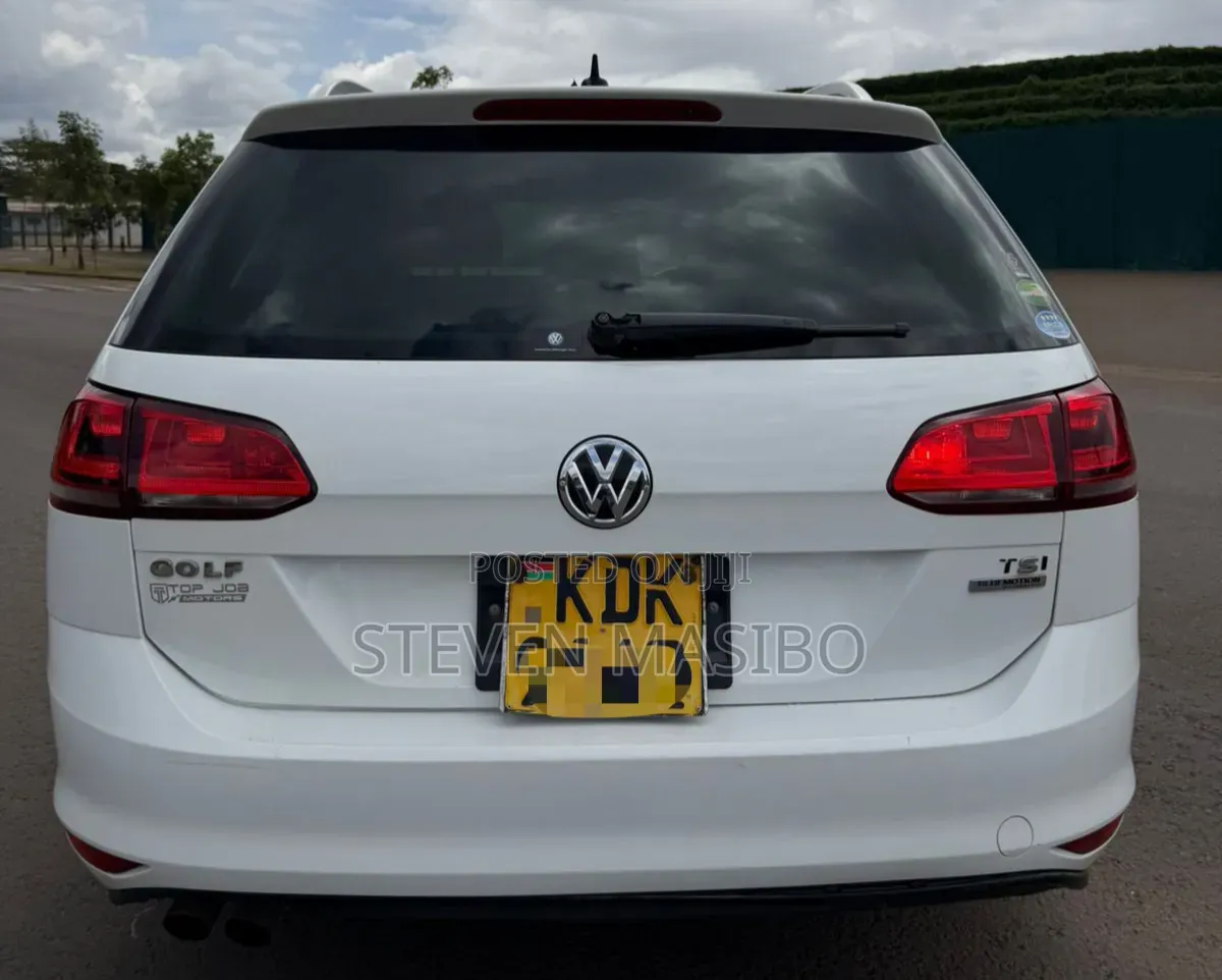 Volkswagen Golf Variant 2016 White