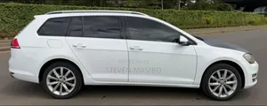 Volkswagen Golf Variant 2016 White